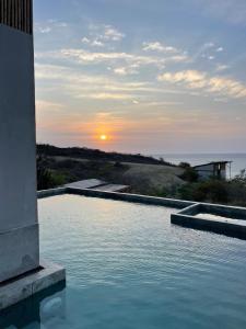 Piscina di Eolia Sustainable Design Hotel o nelle vicinanze