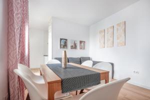 Фотография из галереи Camas casa a 5 min de Sevilla con piscina в городе Камас