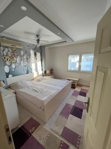 Ένα ή περισσότερα κρεβάτια σε δωμάτιο στο Villa Bella Vista - near the Beach and AirPort