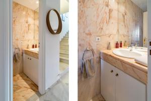 Kúpeľňa v ubytovaní Tropical Palmy 3 bedroom Townhouse in Nueva Andalucia close to Puerto Banus