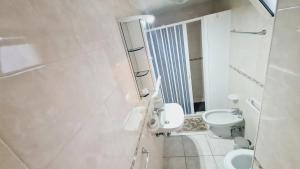 Ένα μπάνιο στο Ambra House +13 φωτογραφίες