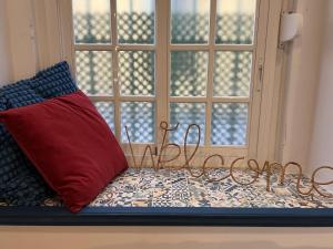 Posteľ alebo postele v izbe v ubytovaní Patiovecino Apartment Centro de Cádiz