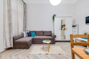 Posedenie v ubytovaní Vintage Apartment in the Jewish Quarter