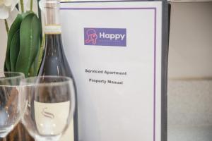 Nápoje v ubytování Stunning 2-Bed Apartment in Stevenage, Sleeps 5 with free Private Parking