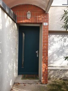 Fotografia z galérie ubytovania Auberge KAMA v destinácii La Courneuve
