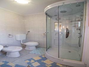 Kúpeľňa v ubytovaní Apartments in Veli Losinj 14928 + 20 fotografií