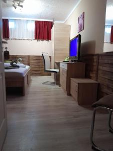Abszolút Hotel és Panzió 4300 Nyírbátor, Kossuth Lajos u. 79. kép - 2