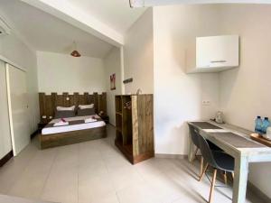 Llit o llits en una habitació de Villa Clémence