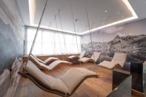 Hotel das Seekarhaus的休息区