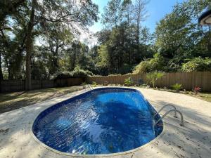 Galeriebild der Unterkunft Spacious Gainesville Getaway with Pool and large private yard in West Hills
