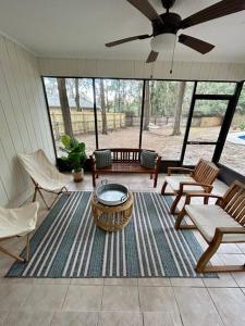 Galeriebild der Unterkunft Spacious Gainesville Getaway with Pool and large private yard in West Hills