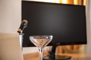 TV a/nebo společenská místnost v ubytování Hotel Thuinerwaldele