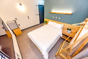 The Jade Hotel房間的床
