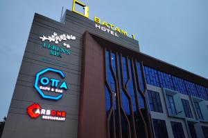 Certifikát, hodnocení, plakát nebo jiný dokument vystavený v ubytování BATAM 1 HOTEL