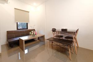 Posezení v ubytování BATAM 1 HOTEL
