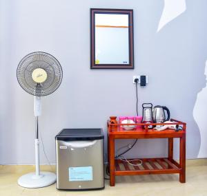Příslušenství pro přípravu čaje a kávy v ubytování Ella Nimal Nest Inn