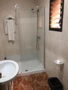 Vannituba majutusasutuses Hotel Manises