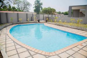 Gambar di galeri bagi Longhorn Executive Apartments di Lusaka