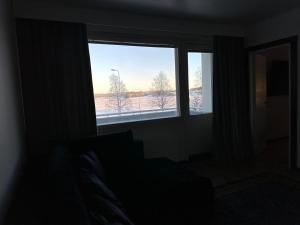 Posezení v ubytování Spectacular River View - Downtown Rovaniemi