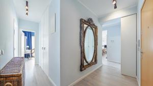 Posteľ alebo postele v izbe v ubytovaní Apartamenty Sun & Snow Playa Baltis z sauną