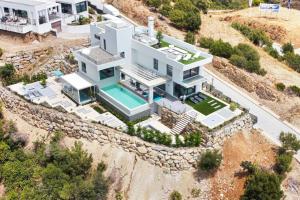 Basen w obiekcie Luxury Villa Tomillo lub w pobliżu