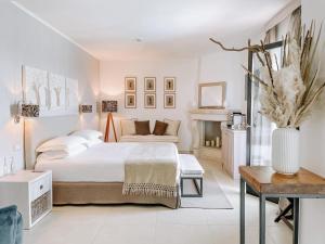 Кровать или кровати в номере Canne Bianche Lifestyle Hotel