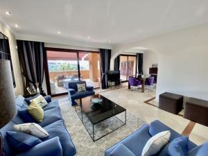 Fotografie z fotogalerie ubytování Beautiful 5 * Penthouse very near the beach v destinaci Marbella + 17 fotografií