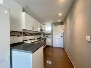 Kuchyň nebo kuchyňský kout v ubytování Antena Luxury City