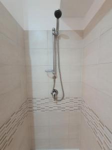 A bathroom at LAPALMAS Apartments - in centro a Malfa