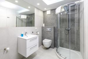 Łazienka w obiekcie Balticus Apartamenty Standard Promenada Gwiazd 14