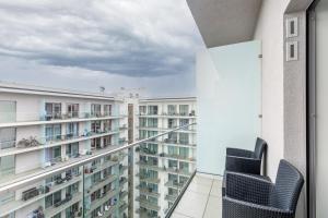 Balkon lub taras w obiekcie Balticus Apartamenty Standard Promenada Gwiazd 14