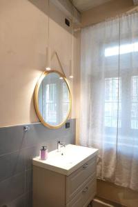 A bathroom at Naviglio Grande In Villa Milano Még 12 kép