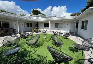 Aed väljaspool majutusasutust Wonderful Studio Residence 15 min from the beach