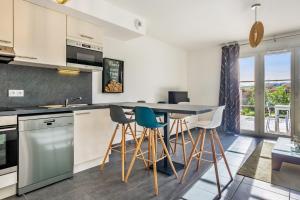 Kuchyň nebo kuchyňský kout v ubytování Maison Peyrat - Welkeys + 4 fotografie