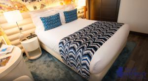 Posteľ alebo postele v izbe v ubytovaní Hotel Indigo Barcelona - Plaza Catalunya 4Sup by IHG
