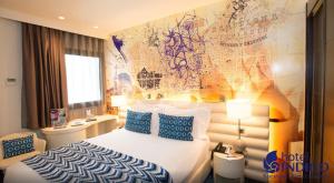 Posteľ alebo postele v izbe v ubytovaní Hotel Indigo Barcelona - Plaza Catalunya 4Sup by IHG
