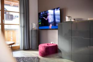 TV a/nebo společenská místnost v ubytování Sonnenhang