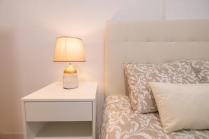 Posteľ alebo postele v izbe v ubytovaní Self check-in! Apartment in the heart of Málaga!