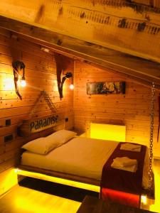 Postel nebo postele na pokoji v ubytování Ayder Paradise Otel