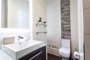 GLASGOW WEST END 5 MIN WALK TO SECC AND HYDRO的一间浴室