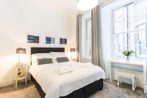 GLASGOW WEST END 5 MIN WALK TO SECC AND HYDRO客房内的一张或多张床位