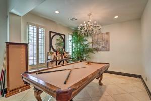 9 Mi to Strip Las Vegas Home with Pool and Hot Tub!