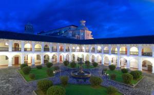 Vonkajšia záhrada v ubytovaní Hotel Dann Monasterio