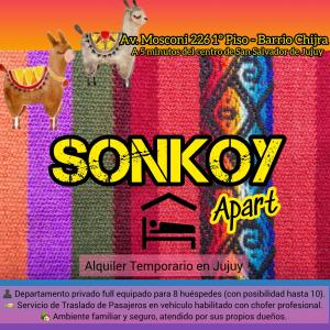 聖薩爾瓦多德胡胡伊的住宿－SONKOY APART，一张招贴画,用来在窗帘上与两只动物一起演唱会