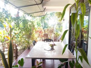 A garden outside Littleadems View