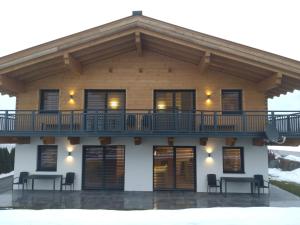 Balkón nebo terasa v ubytování Ferienhaus Reiter Jochberg bei Kitzbühel