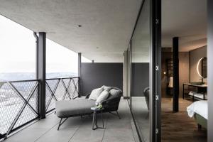 A seating area at Aparthotel My Daum
