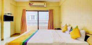 Postel nebo postele na pokoji v ubytování Coronet Luxurious Apartment + 17 fotografií