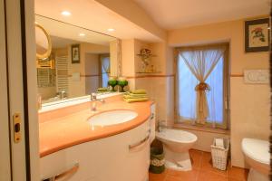 Łazienka w obiekcie Apartment Roma Deluxe