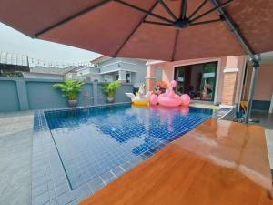 Fotografie z fotogalerie ubytování JB Stone pool villa v destinaci Ban Nong Phlap